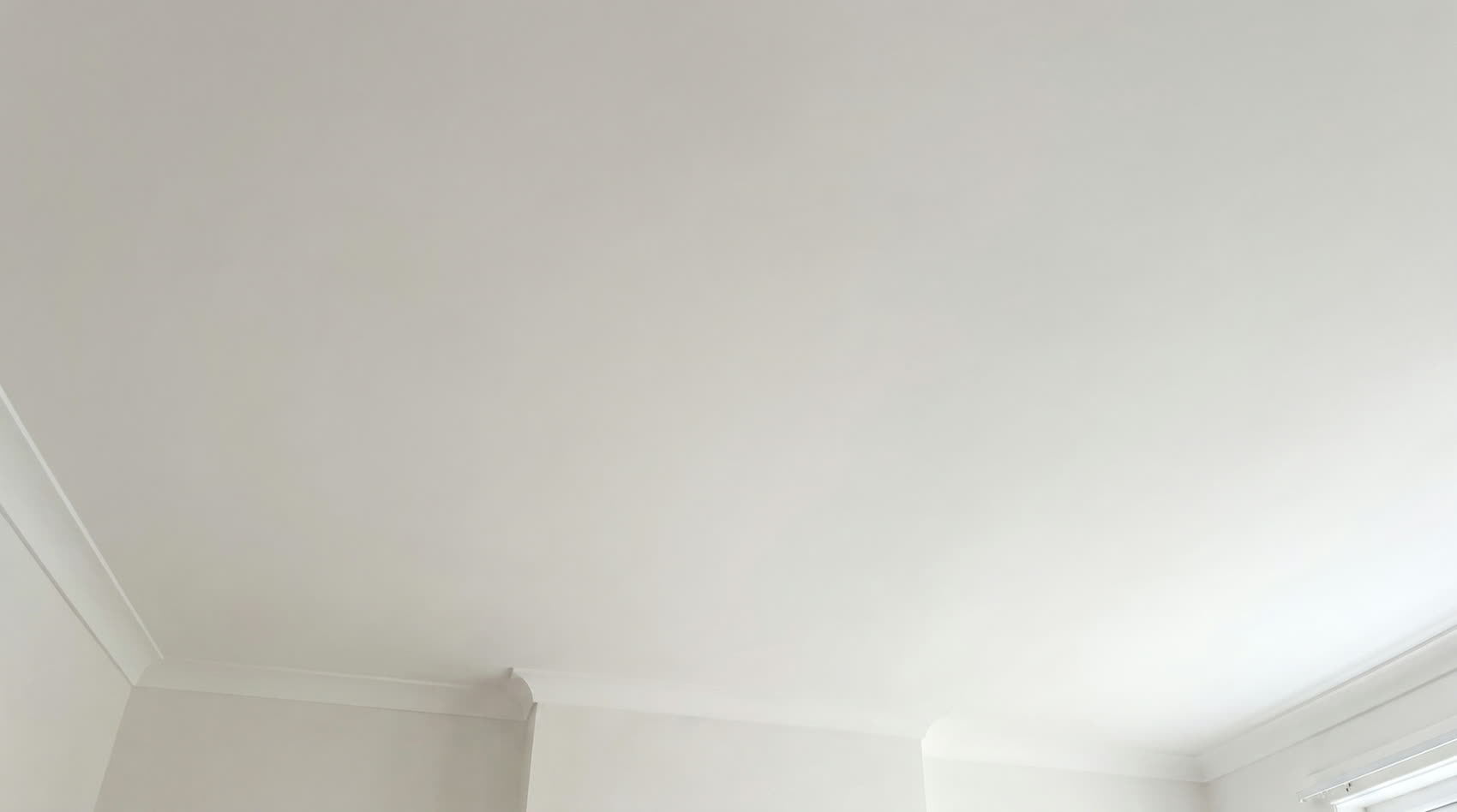 Repaired smooth ceiling